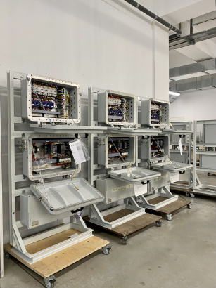 Контрактная сборка шкафов систем автоматизации и НКУ