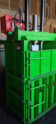 Пресс пакетировочный  вертикальный Кубер-16В