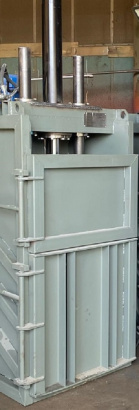 Пресс пакетировочный вертикальный Кубер-10В