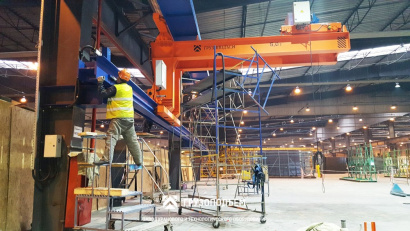 Кран консольный настенный