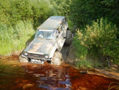 Вездеход самурай-надежный транспорт высокой проходимости
