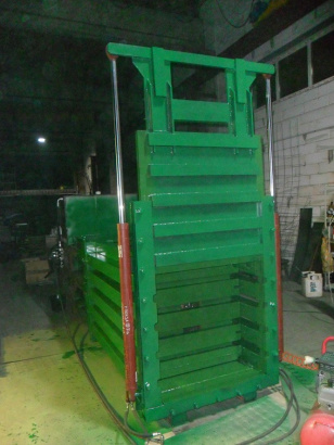 Пресс пакетировочный горизонтальный Кубер-60Г Премиум