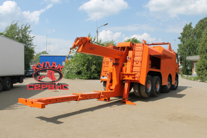 Грузовой тягач-эвакуатор