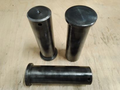 Ось 22-40х5х130.45