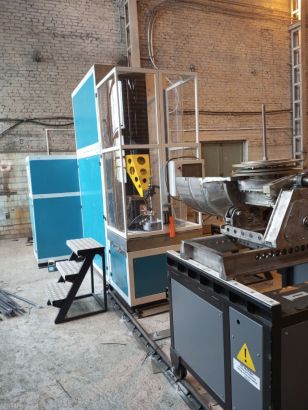 Вертикальный автоматизированный закалочный комплекс для термообработки деталей машиностроения