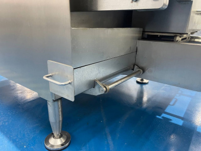 Машина для нарезки мяса и рыбы  Leaddenmar Meat Slicer L690