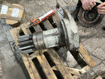 Ремонт редукторов импортной спецтехники: ходовых, поворотных, бортовых