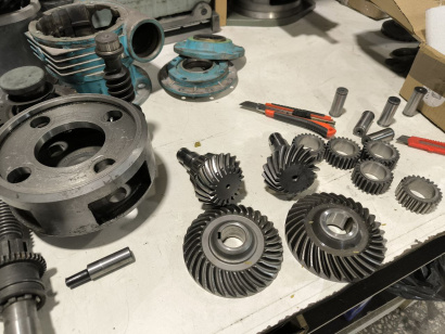 Ремонт редукторов импортной спецтехники: ходовых, поворотных, бортовых
