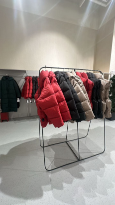 Швейная фабрика принимает заказы на пошив  курток, пиджаков, брюк и др под ключ и на давальческом сырье