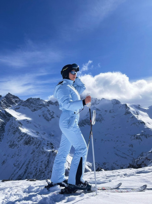 Швейная фабрика принимает заказы на пошив по всей России курток, пиджаков, брюк и др