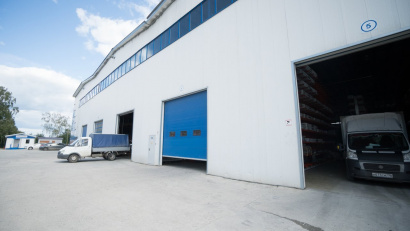 Автоматические секционные ворота