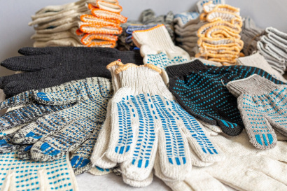 Рабочие перчатки хб с точечным пвх напылением напрямую от фабрики