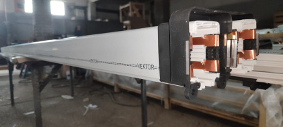 Тролейный шинопровод закрытого типа Vektor