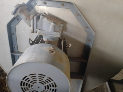 Вентиляторы ВЦ 4-70 №8 и №10, 2012 г., б/у в рабочем состоянии, с двигателями