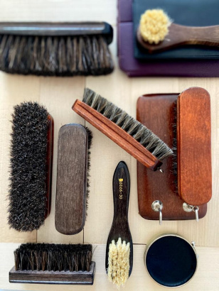 Щетки для одежды