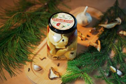 Маринованные белые грибы боровики цельные 350 г