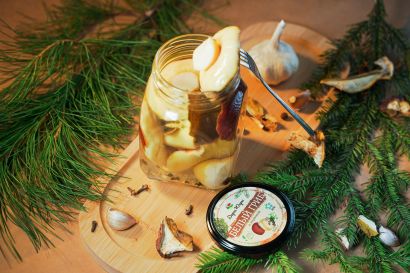 Маринованные белые грибы боровики цельные 350 г