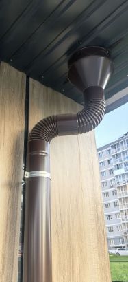 Водосточная система (воронка, желоб, коллектор, муфта, труба, хомут)