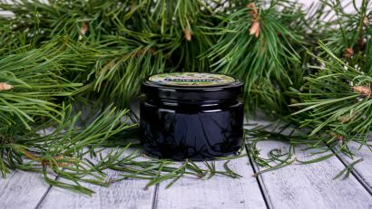 Голубика лесная - дикорастущая в сосновом сиропе из молодых сосновых шишек 250 гр