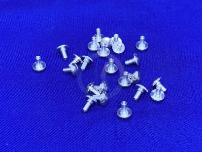 Заклепка 3х7