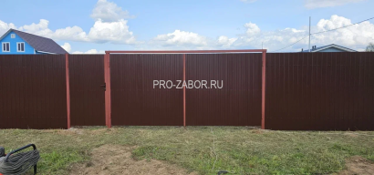 Ворота распашные из профнастила