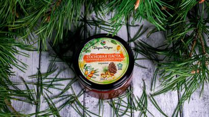 Сосновая паста из молодых сосновых шишек с лесной - дикорастущей облепихой и кедровым орехом 250 гр 