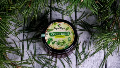 Конфитюр сосновый из молодых сосновых шишек 240 гр 