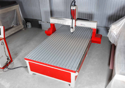 Фрезерный профессиональный станок с ЧПУ SM 1313 1300x1300x300