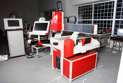 Фрезерный 3d ЧПУ станок super wood router-3 (800x1200x150)