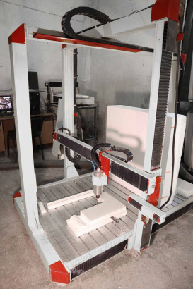 ЧПУ станок резки пенопласта CNC styrofoam-2 (1100x2100x 1100)