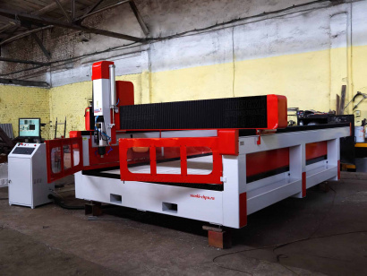 Фрезерный ЧПУ станок по камню «Мастер-2+А» (2000x3000x400)