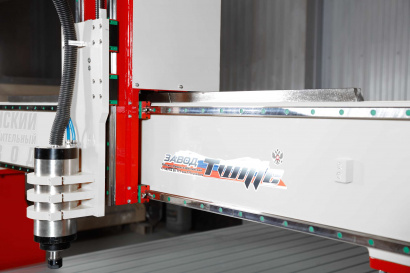 Фрезерный профессиональный станок с ЧПУ SM 1313 1300x1300x300