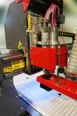 3000 серия Трехкоординатный фрезерно-гравировальный станок с ЧПУ