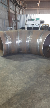 Колено секторное сварное