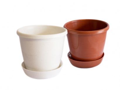 Горшок цветочный с поддонником 1,3 литра