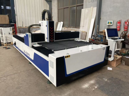 Станок лазерной резки металла с ЧПУ 1500 Вт
