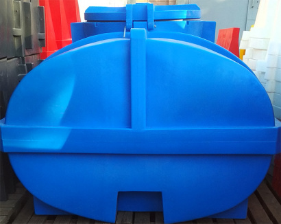 Пластиковая емкость с люком 3500 литров