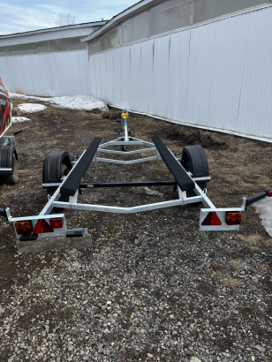 Лодочные прицепы