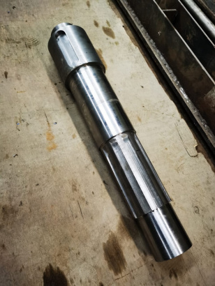 Вал шлицевой