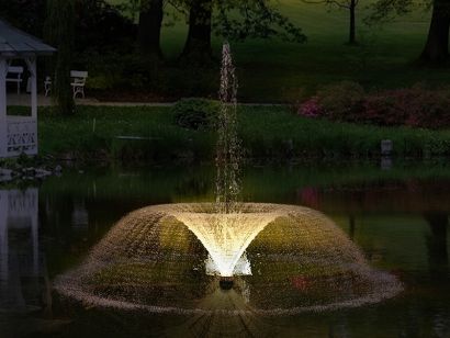 Плавающий фонтан "Лебедь"