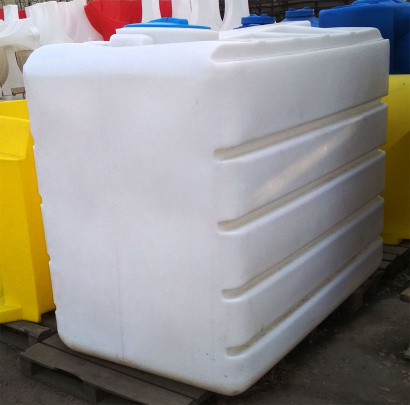 Прямоугольная емкость пластиковая 5000 л (5 куб.м)