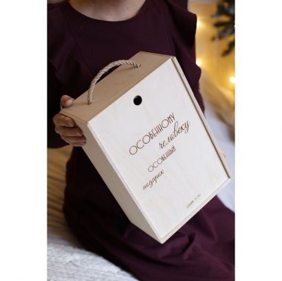 Деревянный пенал с гравировкой