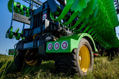 Дисковая борона Carbon D8500