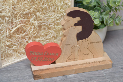 Деревянные фигурки Семья львы