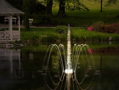 Плавающий фонтан "Вальс"