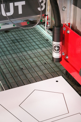 3200 серия Двухшпиндельный трехкоординатный фрезерно-гравировальный станок с ЧПУ