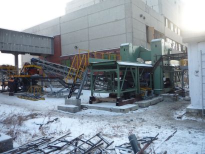  Дробильно-сортировочный комплекс для строительных отходов