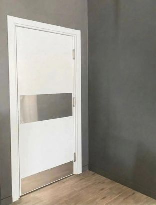 Влагостойкие двери ДПК