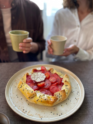 Керамическое блюдо плоское среднее для ресторана