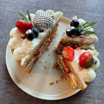 Керамическое блюдо плоское среднее для ресторана